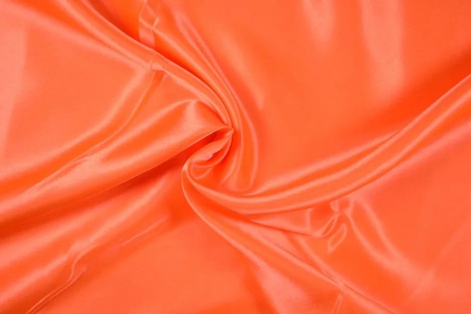Satin in Orange, Meterware im Detail