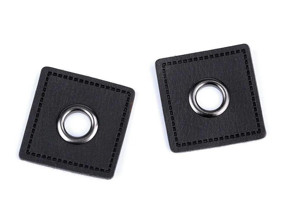 Ösen-Patches in Schwarz, Nahaufnahme