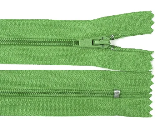 Reißverschluss nicht teilbar 25 cm in Mittelgrün, Spirale 3 mm