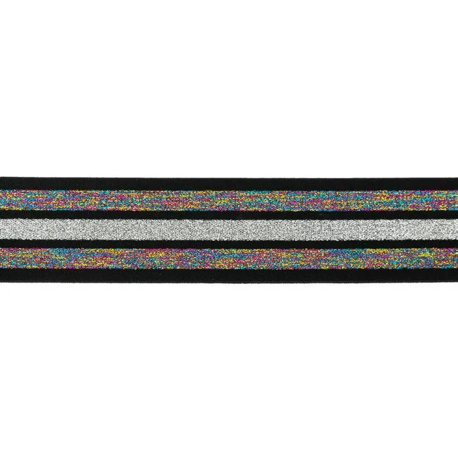 Gummiband in Silber, Meterware im Ausschnitt