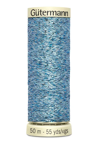 Spule Gütermann Metallic Effektgarn in Hellblau, Farbcode 143