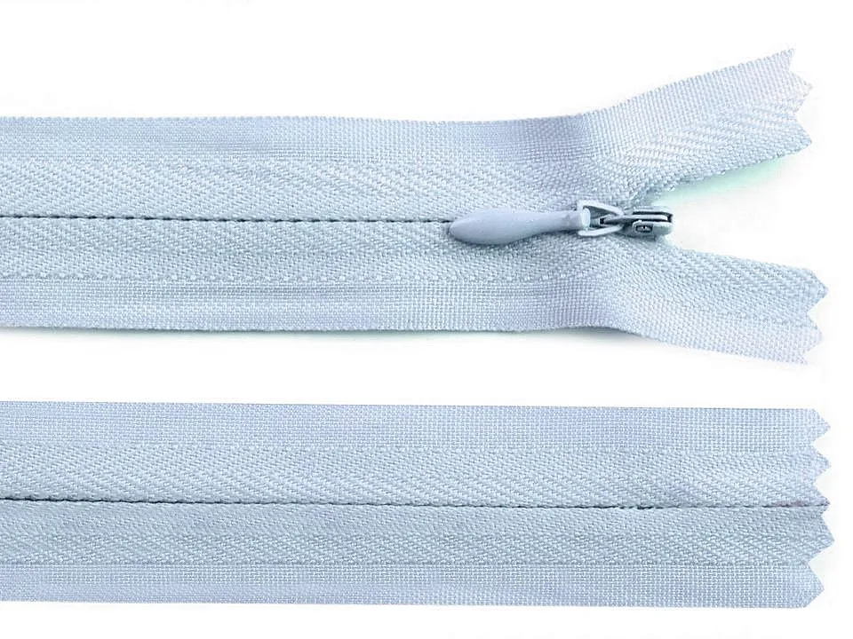 Nahtverdeckter Reißverschluss 18 cm in Eisblau, Spirale 3 mm