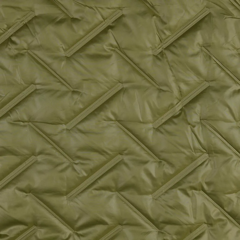 Steppstoff in Oliv, Meterware im Detail