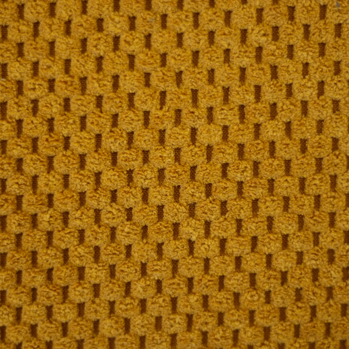 Samt Chenille in Goldgelb, Meterware im Detail