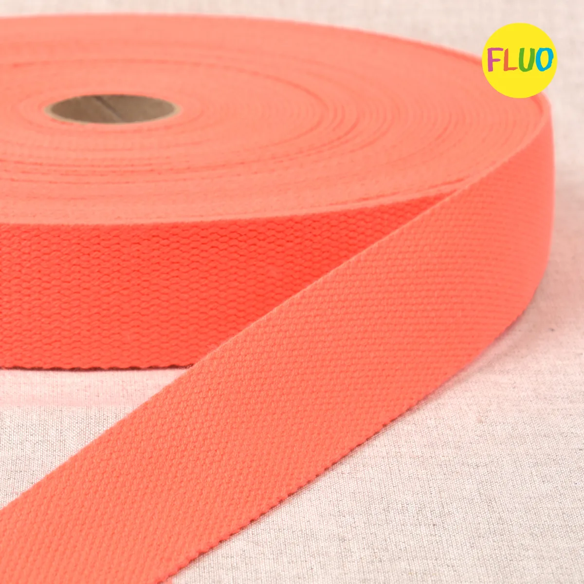 Gurtband Neonorange, Meterware im Ausschnitt