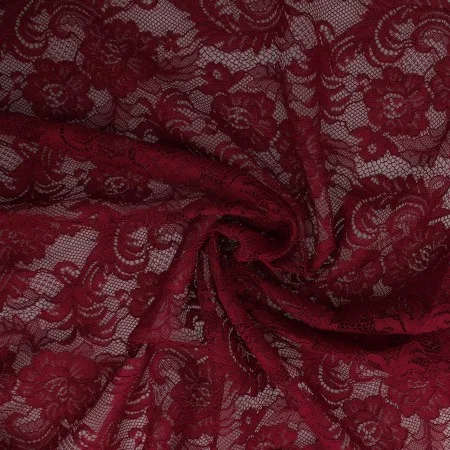 Spitze in Bordeaux, Meterware im Detail
